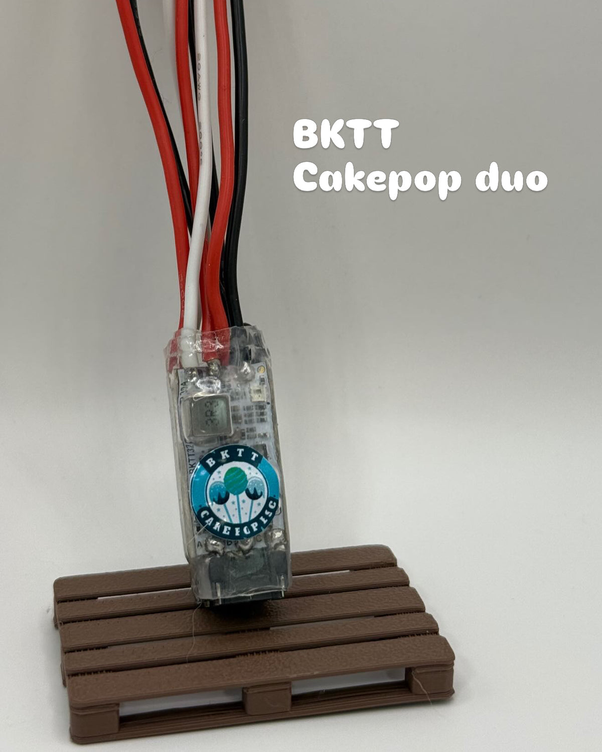 Cake-Pop 30a Escape32 ESC… This is the Ultimate Powerhouse for Your 1/24 - 1/30 -1/18 2-4s operation. 5A BEC 5v to 8.4v firmware adjustable. Featuring our AFP (advanced feedback protection)