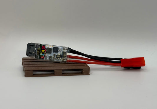 BKTT32 cake-pop ESCape32 ESC boasting 5a firmware adjustable BEC (3-4s only for high performance) 2-4s version coming soon.