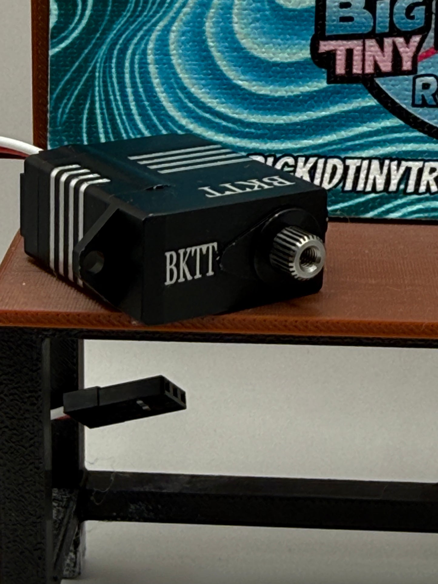 BKTT Cake V2 micro servo ( aluminum horn included)