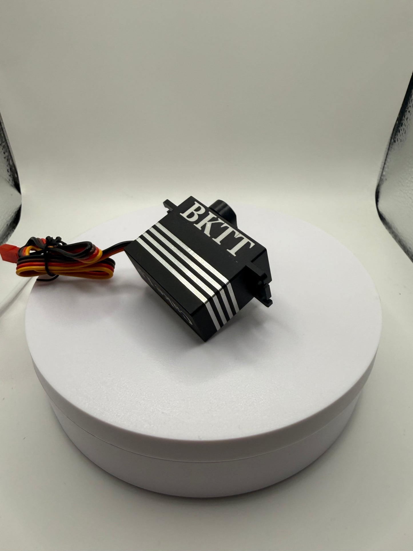 BKTT CAKE LP (low profile) 16.8v servo